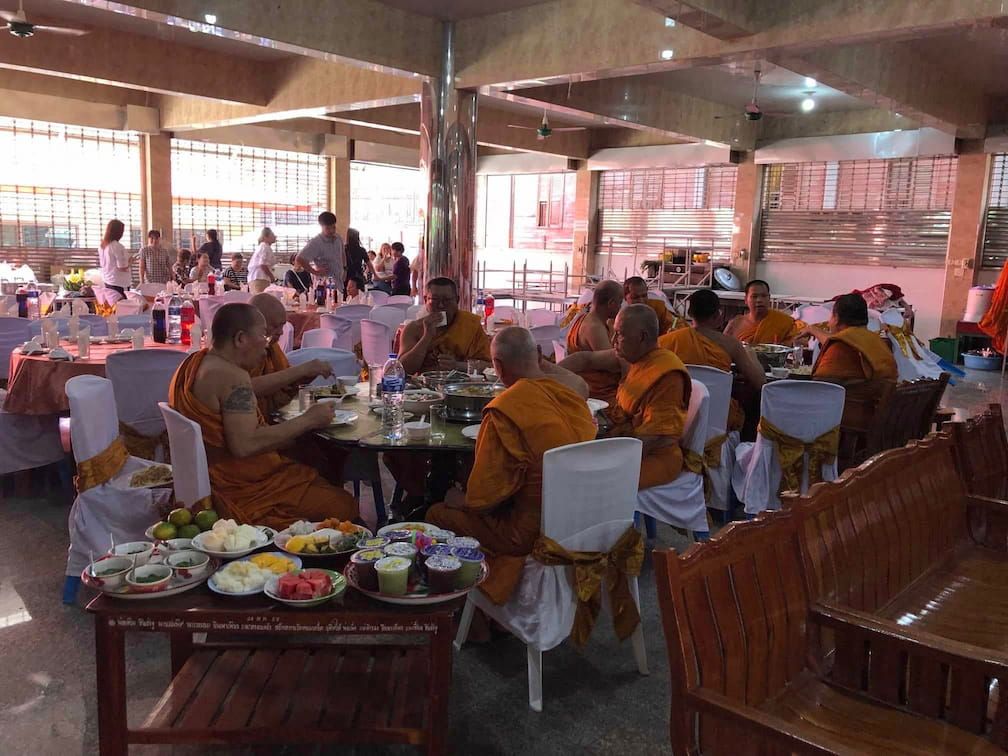 บรรยากาศการจัดเลี้ยงโต๊ะจีน 28